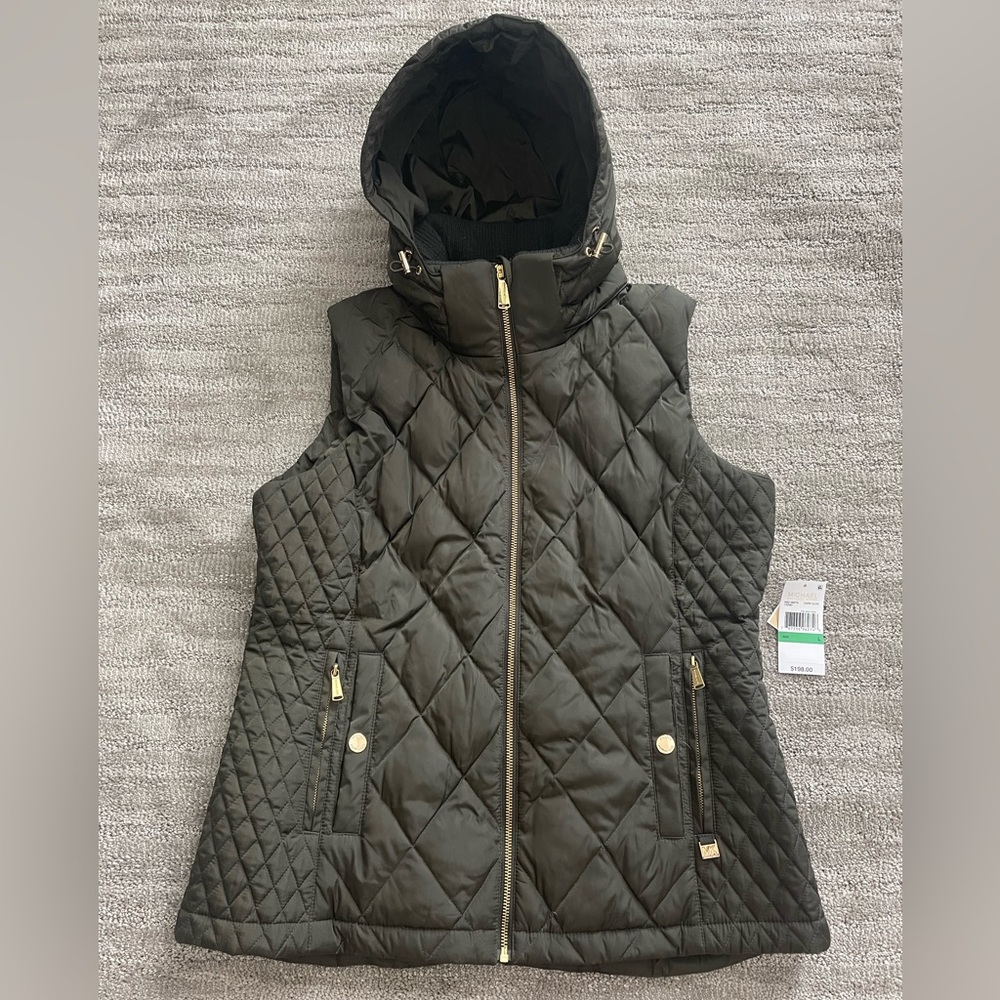 Michael Kors Down Vest with removable hood Women’s Size L Dark Olive